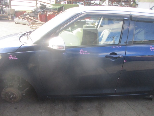 【中古】中古部品 スイフト ZC72S 左ﾌﾛﾝﾄﾄﾞｱ 【3500080000-260326001113200】