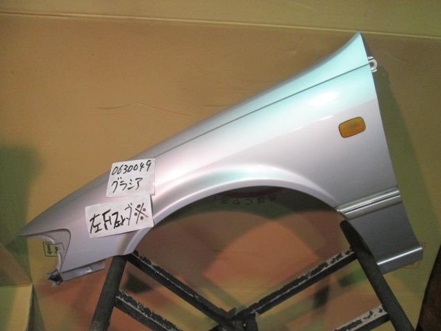 【中古】中古部品 カムリグラシア MCV21W 左ﾌﾛﾝﾄﾌｪﾝﾀﾞｰ 【3310220100-000408219910700】