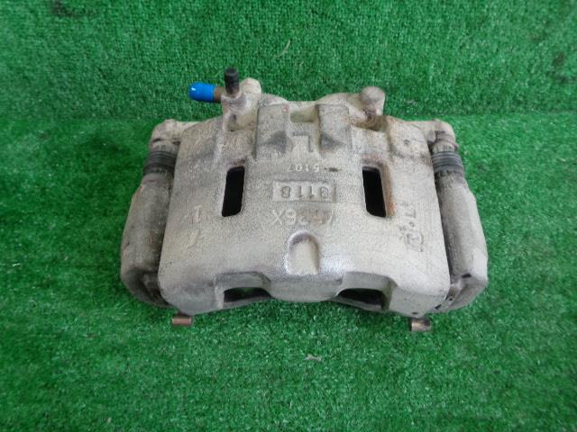 【中古】中古部品 タイタン LHR85A 左ﾌﾛﾝﾄｷｬﾘﾊﾟｰ 【3330160100-000024041944360】