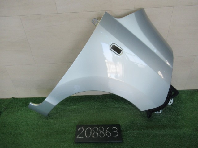 【中古】中古部品 ライフ JC1 右ﾌﾛﾝﾄﾌｪﾝﾀﾞｰ 【3310120100-260213000110600】