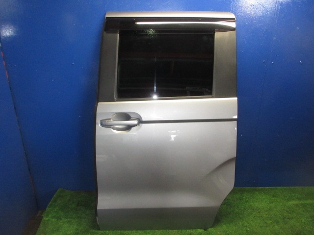 【中古】中古部品 Ｎ－ＢＯＸ JF3 左ﾘｱﾄﾞｱ 【3310270100-000015316713400】
