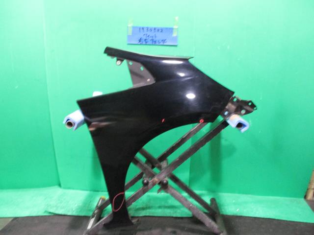 【中古】中古部品 フィット GE6 右ﾌﾛﾝﾄﾌｪﾝﾀﾞｰ 【3310220100-001566764210600】