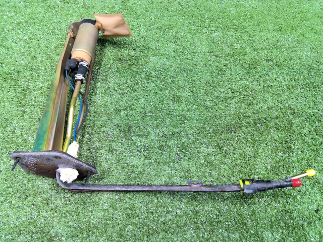 【中古】中古部品 パジェロミニ H56A ﾌｭｰｴﾙﾎﾟﾝﾌﾟ 【3330200100-252428000020600】