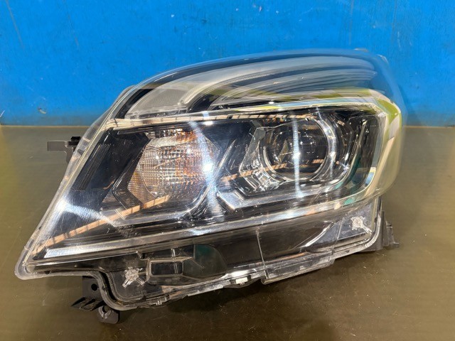 【中古】中古部品 デイズルークス B21A 左ﾍｯﾄﾞﾗﾝﾌﾟ 【3330530100-000005551410900】｜e-cleマート 21,305円