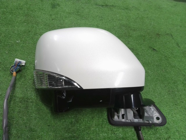 【中古】中古部品 エルグランド TE52 右ｻｲﾄﾞﾐﾗｰ 【3310200100-000022715713500】