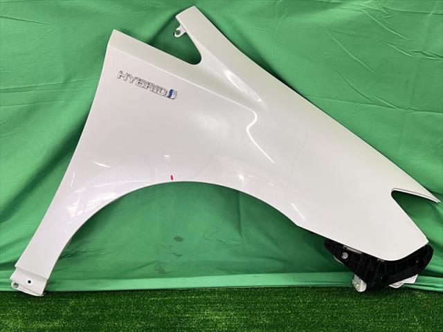 【中古】中古部品 ＳＡＩ AZK10 右ﾌﾛﾝﾄﾌｪﾝﾀﾞｰ 【3330240100-002026540010600】