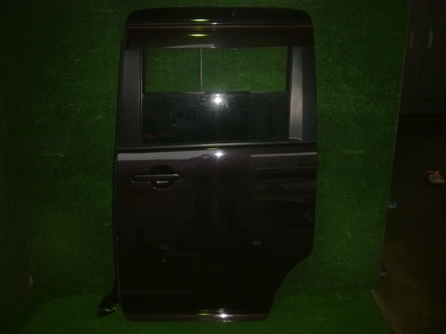 【中古】中古部品 ソリオ MA15S 左ﾘｱﾄﾞｱ 【3330370100-000263007813400】