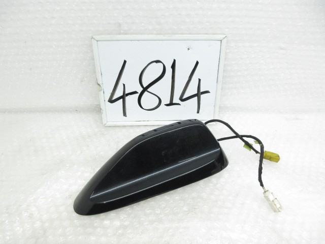 【中古】中古部品 ジープ チェロキー KL24 アンテナ 【3500170000-260415500961000】