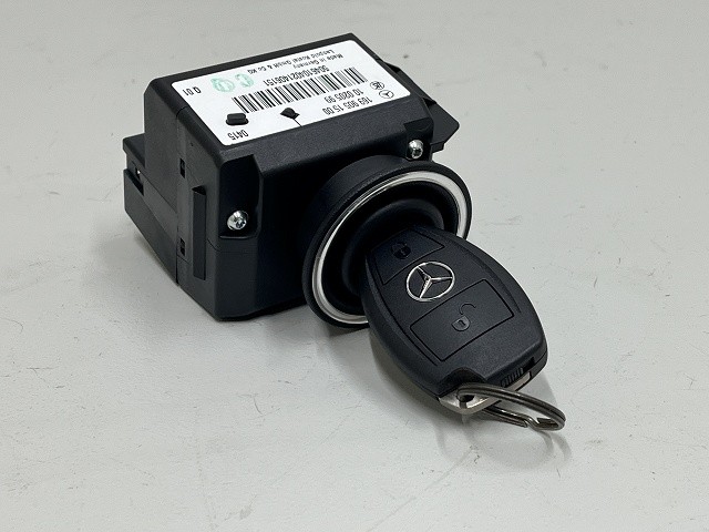 【中古】中古部品 ベンツ Aクラス 169032 ｲｸﾞﾆｯｼｮﾝｽｲｯﾁ・ｷｰｼﾘﾝﾀﾞｰ 【3310070100-0000Y0776668650】 14,861円