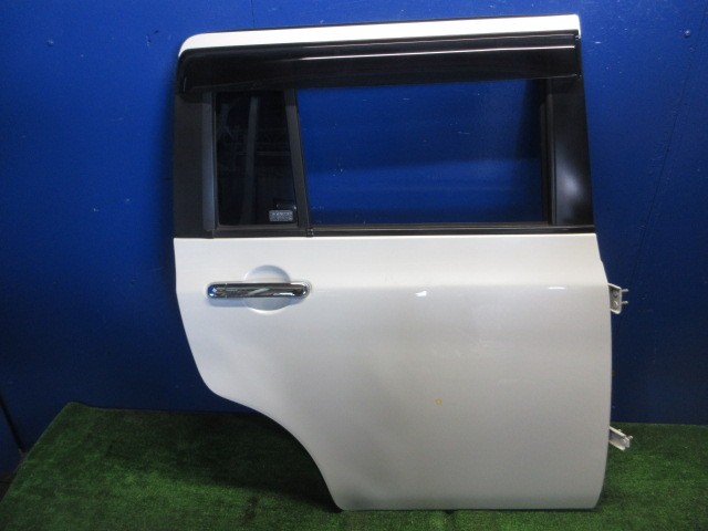 【中古】中古部品 ラパン HE22S 右ﾘｱﾄﾞｱ 【3310270100-000015315613300】