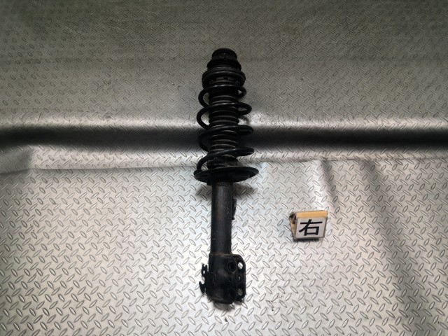 【中古】中古部品 プロボックス NCP165V 右ﾌﾛﾝﾄｽﾄﾗｯﾄ 【3330990700-202602005350110】
