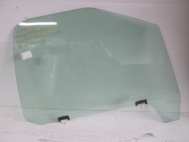 【中古】中古部品 エスティマ TCR10W 右ﾌﾛﾝﾄﾄﾞｱｶﾞﾗｽ 【3310160100-000004463413130】