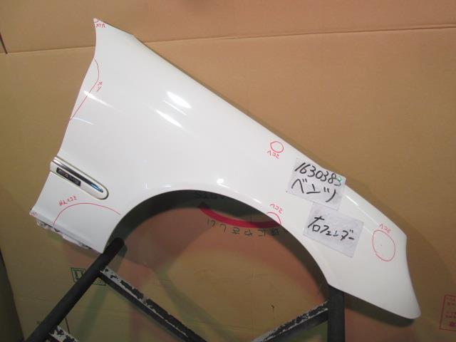 【中古】中古部品 ベンツ Cクラス 203261 右ﾌﾛﾝﾄﾌｪﾝﾀﾞｰ 【3310220100-001278977810600】｜e-cleマート