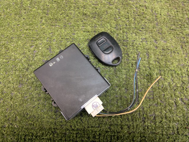 【中古】中古部品 ハイゼットアトレ S220G ﾄﾞｱﾛｯｸﾘﾚｰ 【3330200100-252405000064600】｜e-cleマート