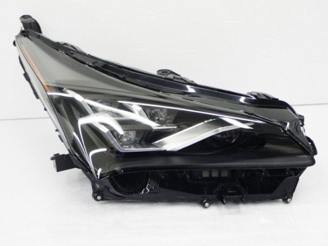 【中古】再生部品 レクサス NX AGZ10 右ﾍｯﾄﾞﾗﾝﾌﾟ 【3380010000-260424501710800】｜e-cleマート