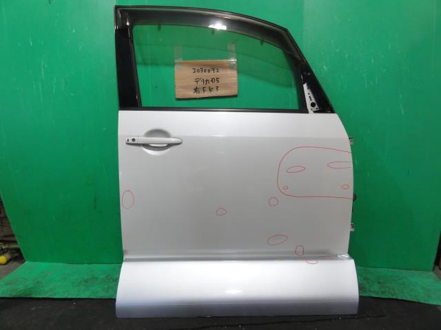 【中古】中古部品 デリカＤ5 CV5W 右ﾌﾛﾝﾄﾄﾞｱ 【3310220100-001590602113100】 14,964円