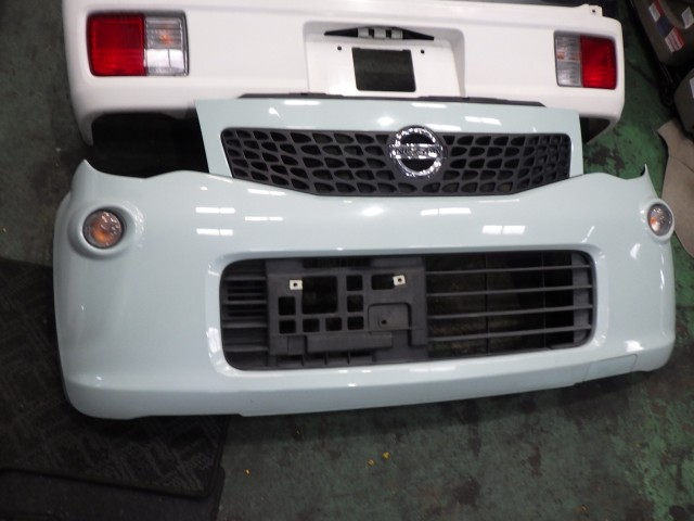 【中古】中古部品 モコ MG33S フロントバンパー 【3331010800-000024123410100】|e-cleマート