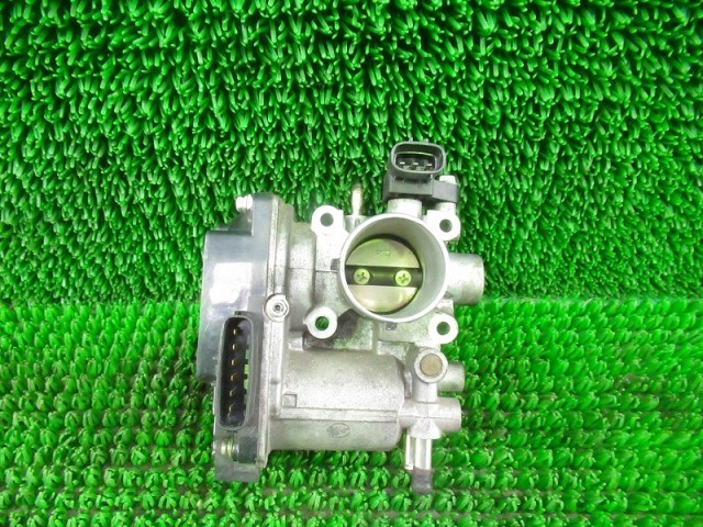 【中古】中古部品 ワゴンＲ MH23S ｽﾛｯﾄﾙﾎﾞﾃﾞｨ 【3330210100-000038088720300】｜e-cleマート