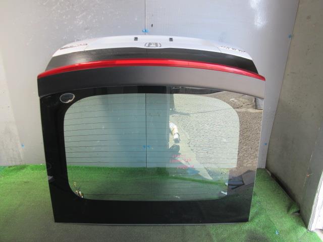 【中古】中古部品 インサイト ZE2 ﾊﾞｯｸﾄﾞｱ 【3330560100-260512000615800】｜e-cleマート