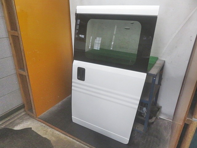 【中古】中古部品 N−VAN JJ1 左リアドア 【3330380100-000038009213400】|e-cleマート