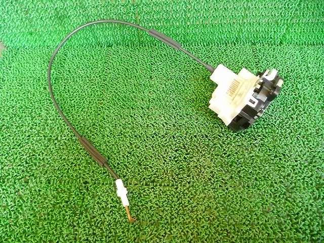 【中古】中古部品 フィアット 500 31214 ﾄﾞｱﾛｯｸｿﾚﾉｲﾄﾞ 【3310070100-001583296864550】