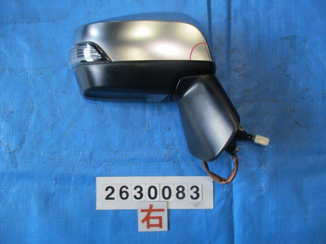 【中古】中古部品 レヴォーグ VM4 右サイドミラー 【3310040100-000263008313500】|e-cleマート