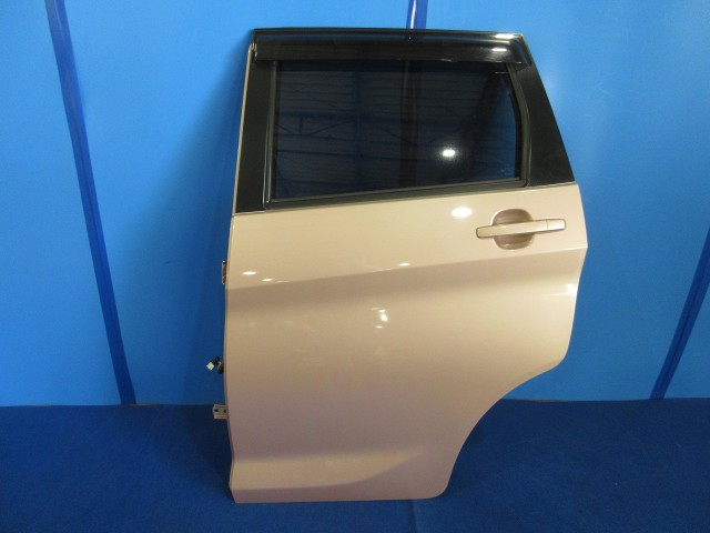 【中古】中古部品 ｅＫワゴン B11W 左ﾘｱﾄﾞｱ 【3310590000-202605054513400】｜e-cleマート