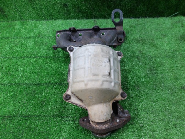 【中古】中古部品 ＭＲワゴン MF21S 触媒 【3330420100-260509000122400】｜e-cleマート 26,598円