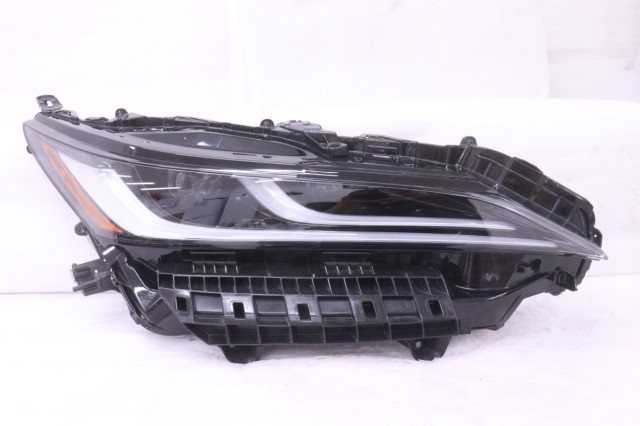 【中古】中古部品 ハリアー MXUA80 右ヘッドランプ 【3260520000-260519502510800】|e-cleマート