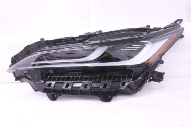 【中古】中古部品 ハリアー MXUA80 左ヘッドランプ 【3260520000-260519502010900】|e-cleマート