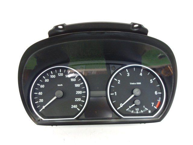 【中古】中古部品 BMW 1シリーズ UF16 スピードメーター 【3310250100-000263016061400】|e-cleマート