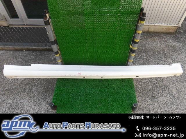 【中古】中古部品 ベンツ Bクラス 245232 右ｻｲﾄﾞｽﾃｯﾌﾟ 【3310070100-001328169313700】