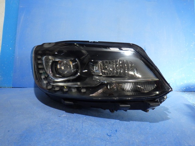 【中古】中古部品 VW ゴルフトゥーラン 1TCAV 右ヘッドランプ 【3331010800-000024205010800】|e-cleマート