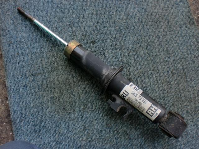 【中古】中古部品 BMW ミニ RE16 右ﾘｱｽﾄﾗｯﾄ 【3310070100-001008326250310】
