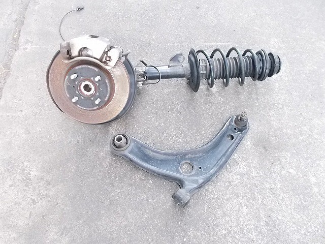 【中古】中古部品 プロボックス NSP160V 左フロントストラット 【3330510100-260521000150200】|e-cleマート