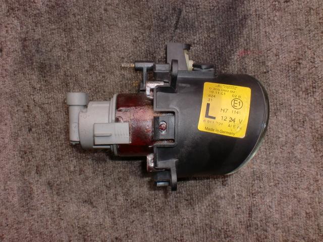 【中古】中古部品 BMW ミニ RA16 左ﾌｫｸﾞﾗﾝﾌﾟ 【3310070100-000944894510950】