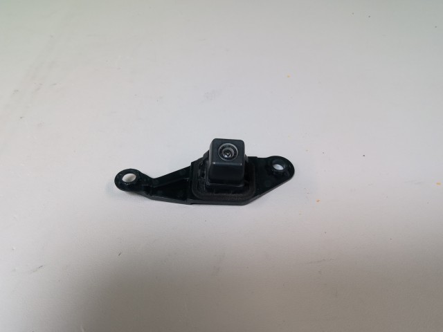 【中古】中古部品 アクア NHP10 カメラ 【3330990700-202603003215850】|e-cleマート