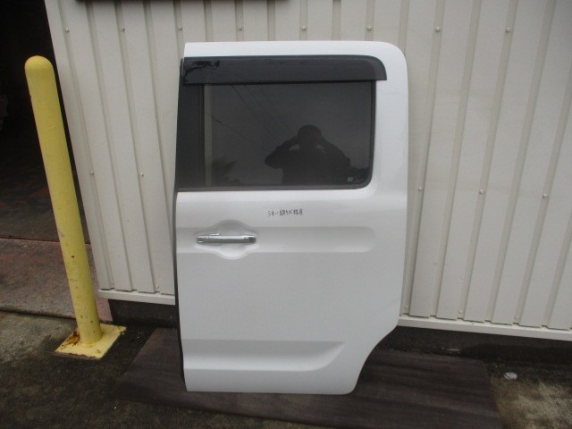 【中古】中古部品 フレアワゴン MM53S 左リアドア 【3310190100-000255018713400】|e-cleマート