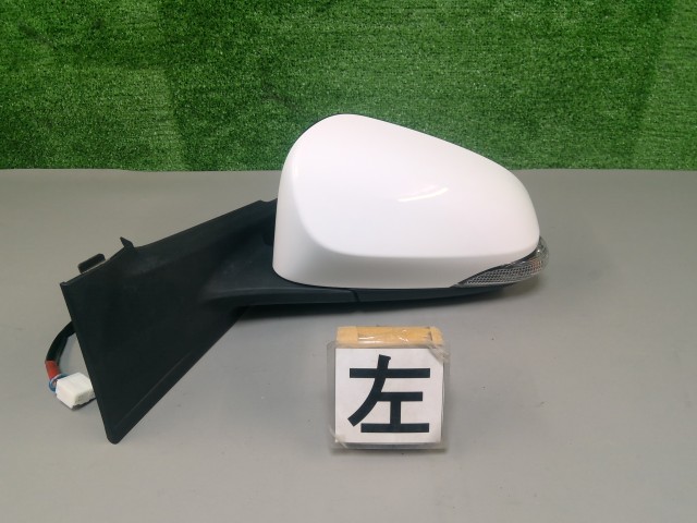 【中古】中古部品 ヴィッツ NSP135 左ｻｲﾄﾞﾐﾗｰ 【3330990700-202603005413600】｜e-cleマート