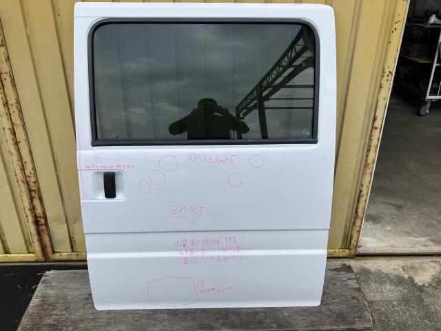 【中古】中古部品 サンバー TV1 左ﾘｱﾄﾞｱ 【3310190100-000255018213400】｜e-cleマート 15,980円