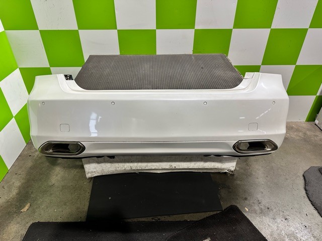【中古】中古部品 レクサス LS USF40 リアバンパー 【3330530100-000005508015100】|e-cleマート