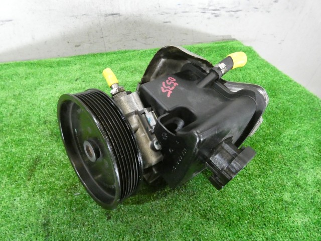 【中古】中古部品 ベンツ Cクラス 204241 ﾊﾟﾜｽﾃﾍﾞｰﾝﾎﾟﾝﾌﾟ 【3260250000-000026053543300】｜e-cleマート