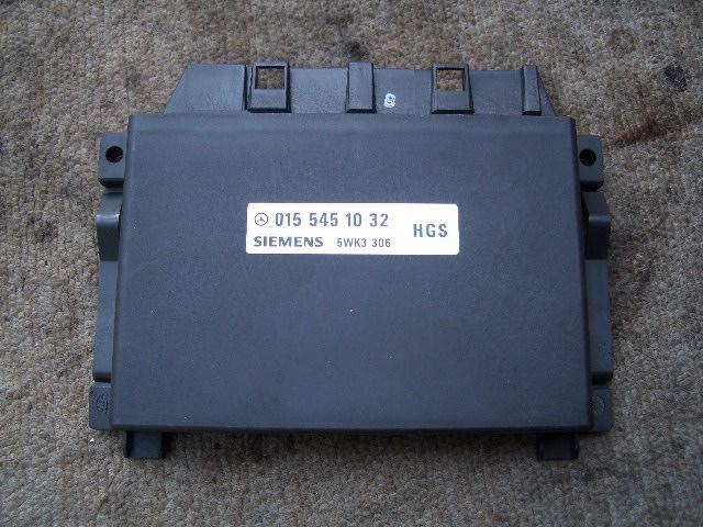 【中古】中古部品 ベンツ Eクラス 210055 ﾐｯｼｮﾝｺﾝﾋﾟｭｰﾀｰ 【3310070100-000862311963200】