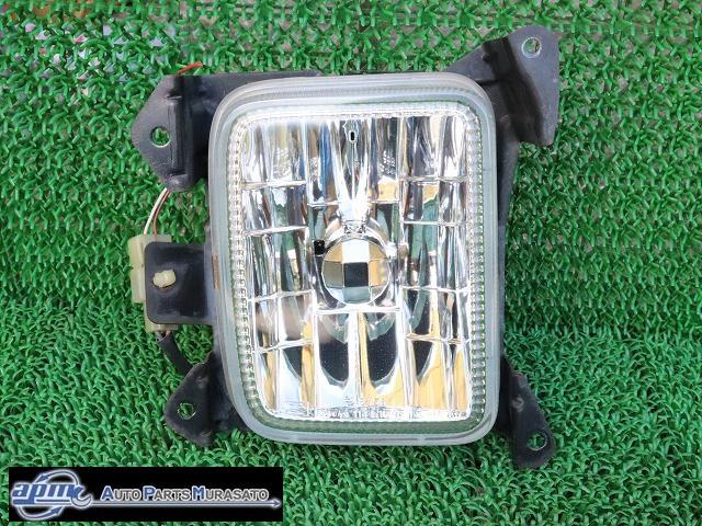 【中古】中古部品 ハイゼットアトレ S220V 右ﾌｫｸﾞﾗﾝﾌﾟ 【3310070100-000639630810850】