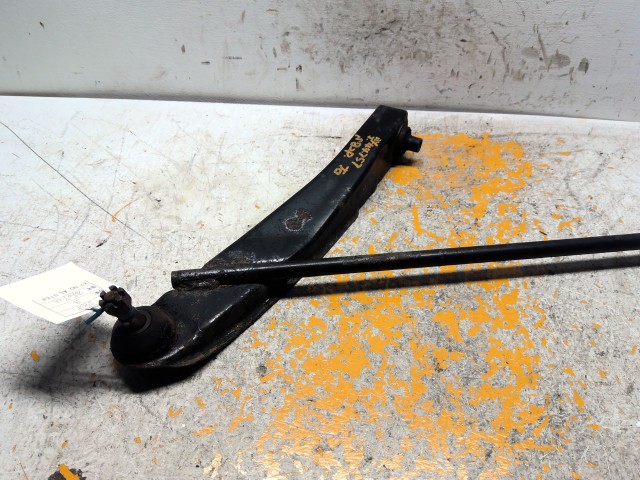 【中古】中古部品 ハイゼット S82P 右フロントロアアーム 【3310160100-000004475751720】|e-cleマート