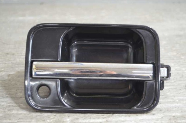 【中古】中古部品 エブリィ DA64W 右ﾌﾛﾝﾄﾄﾞｱ 【3310580000-260605000113100】｜e-cleマート
