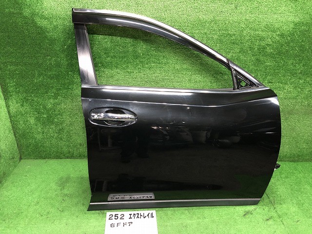 【中古】中古部品 エクストレイル NT32 右ﾌﾛﾝﾄﾄﾞｱ 【3330160100-000026025213100】｜e-cleマート