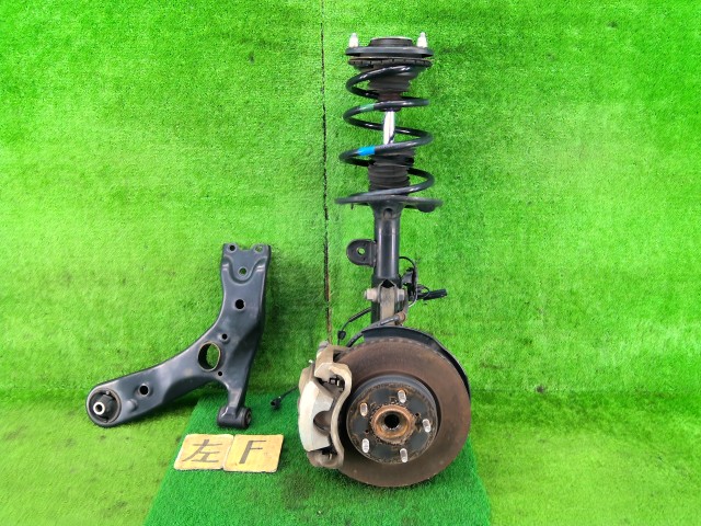 【中古】中古部品 プリウスα ZVW41W 左ﾌﾛﾝﾄｽﾄﾗｯﾄ 【3330990100-260318000650200】｜e-cleマート