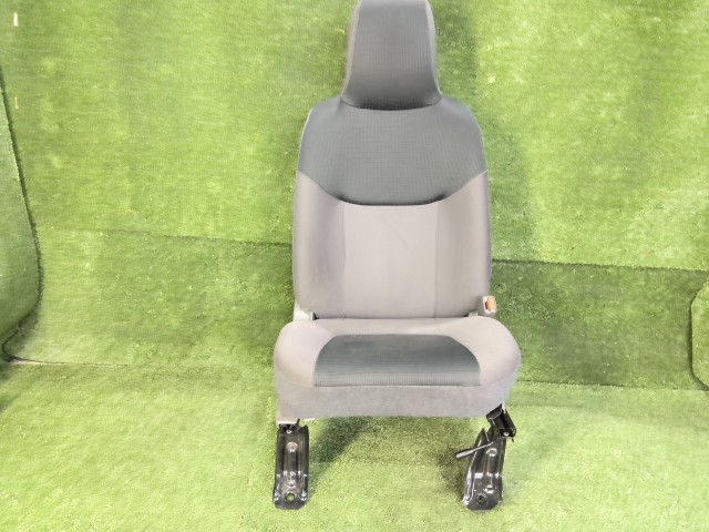 【中古】中古部品 NV150 AD VY12 ドライバーシート 【3260070000-260608000170500】|e-cleマート