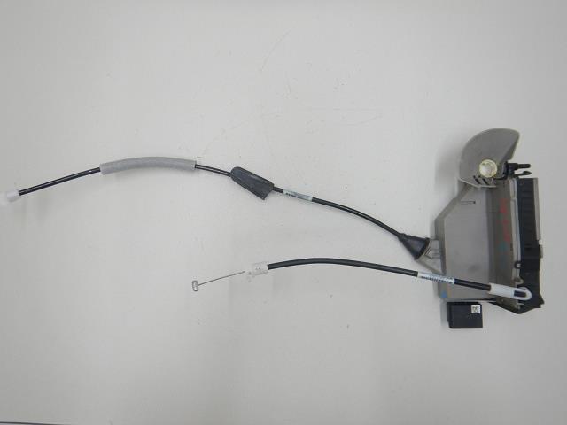 【中古】中古部品 プジョー 208 A9HM01 ﾄﾞｱﾛｯｸｿﾚﾉｲﾄﾞ 【3310070100-001711455064550】 16,709円